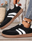 Lena | Classic Lace-Up Sneakers
