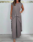 Aveline | Sophisticated Short Sleeve Wide Set