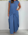 Aveline | Sophisticated Short Sleeve Wide Set